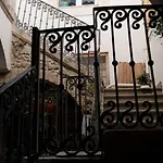 Nocleg ze śniadaniem Casa Catale 4*