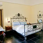Casa Catale