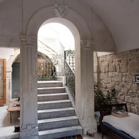 Casa Catale
